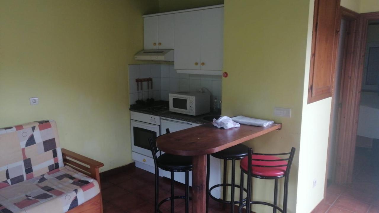 Les Vegues II Apartment Santillan Екстериор снимка