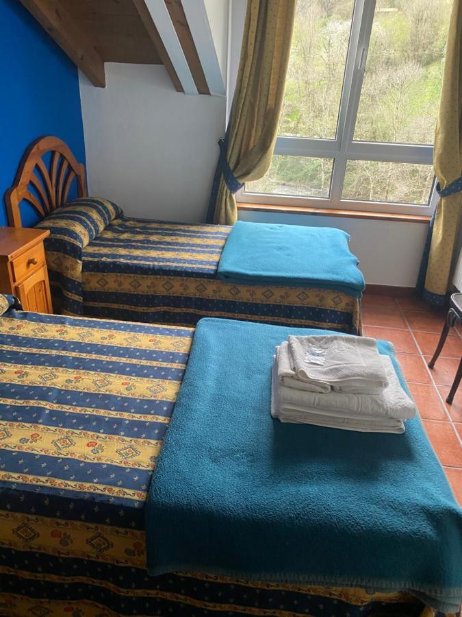 Les Vegues II Apartment Santillan Екстериор снимка