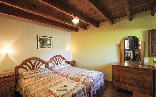 Les Vegues II Apartment Santillan Екстериор снимка