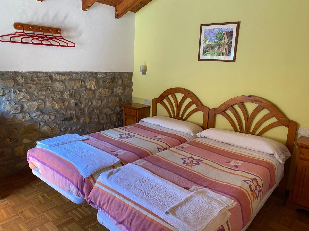 Les Vegues II Apartment Santillan Екстериор снимка